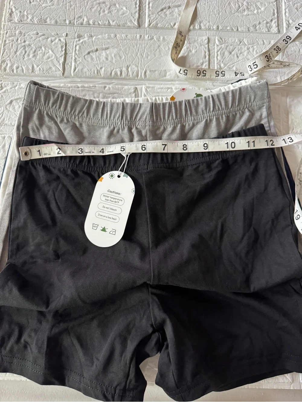 New Cartwheel Shorts Girls Size 11-12Y Black, Gray, White, Navy - 4Pack